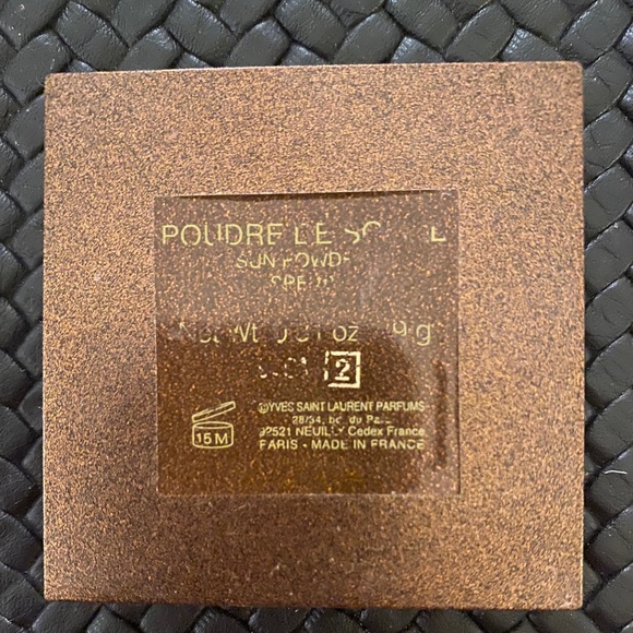 YSL Bronzer and brush - Picture 3 of 6